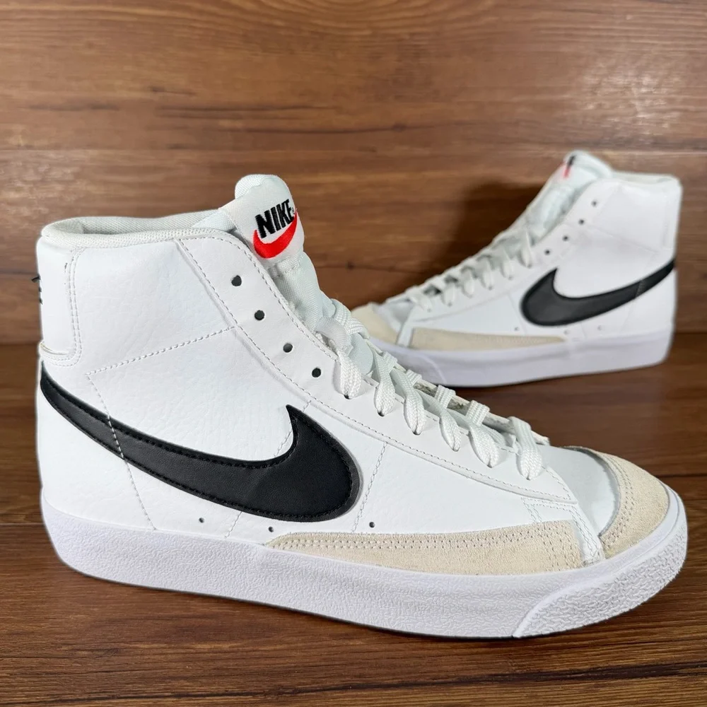 Nike Blazer‎ Mid ‘77 White Leather Sneakers Size 7Y Lace Up Shoes